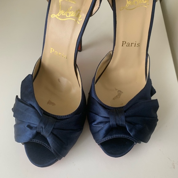 Christian Louboutins satin bow peep toe - Picture 7 of 7